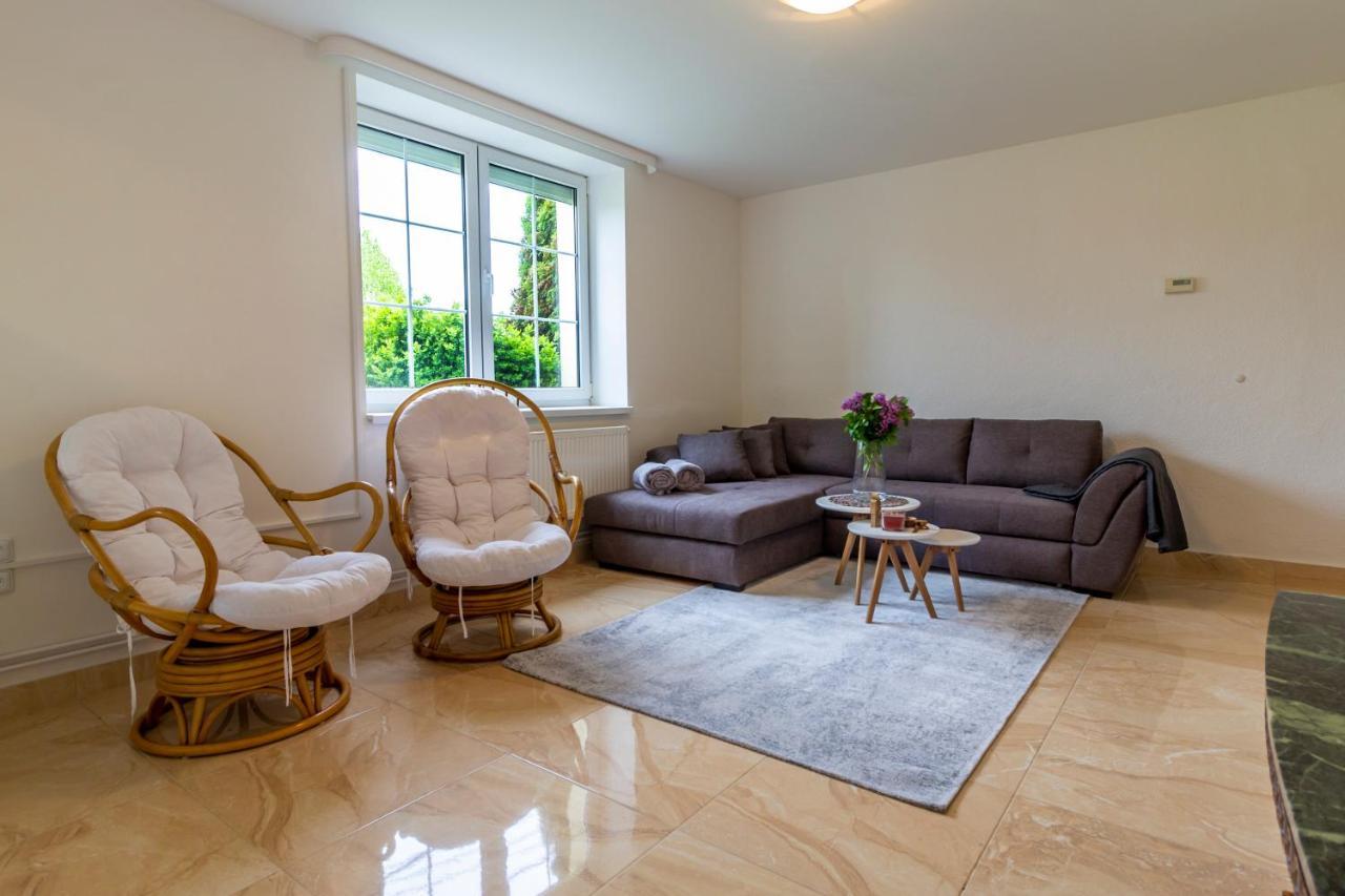 Apartmanovy Dum Vilemovice Ngoại thất bức ảnh